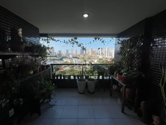 Imagem Apartamento amplo com três quartos varanda gourmet a vender na Pituba