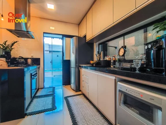 Imagem Casa em Condomínio à Venda em Ribeirão Preto-SP, Jardim Cybelli - 3 suítes, 2 salas, 5 banheiros, 4 vagas, 190,50m².