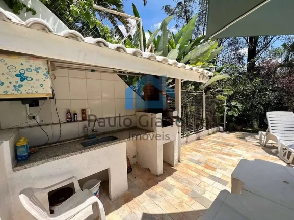 Imagem Casa à venda, linda, confortável e lazer na Granja Viana!