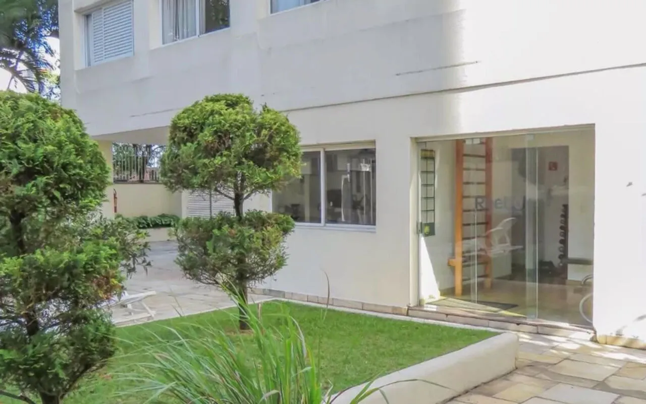 Imagem Apartamento em Indianópolis com 1 Dormitório, Vaga e Excelente Localização,