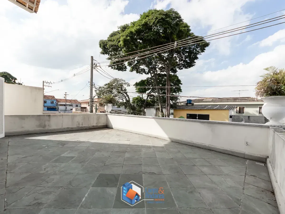 Imagem Sobrado para venda em Vila Marari com 4 quartos, sendo 2 suítes, 382m²