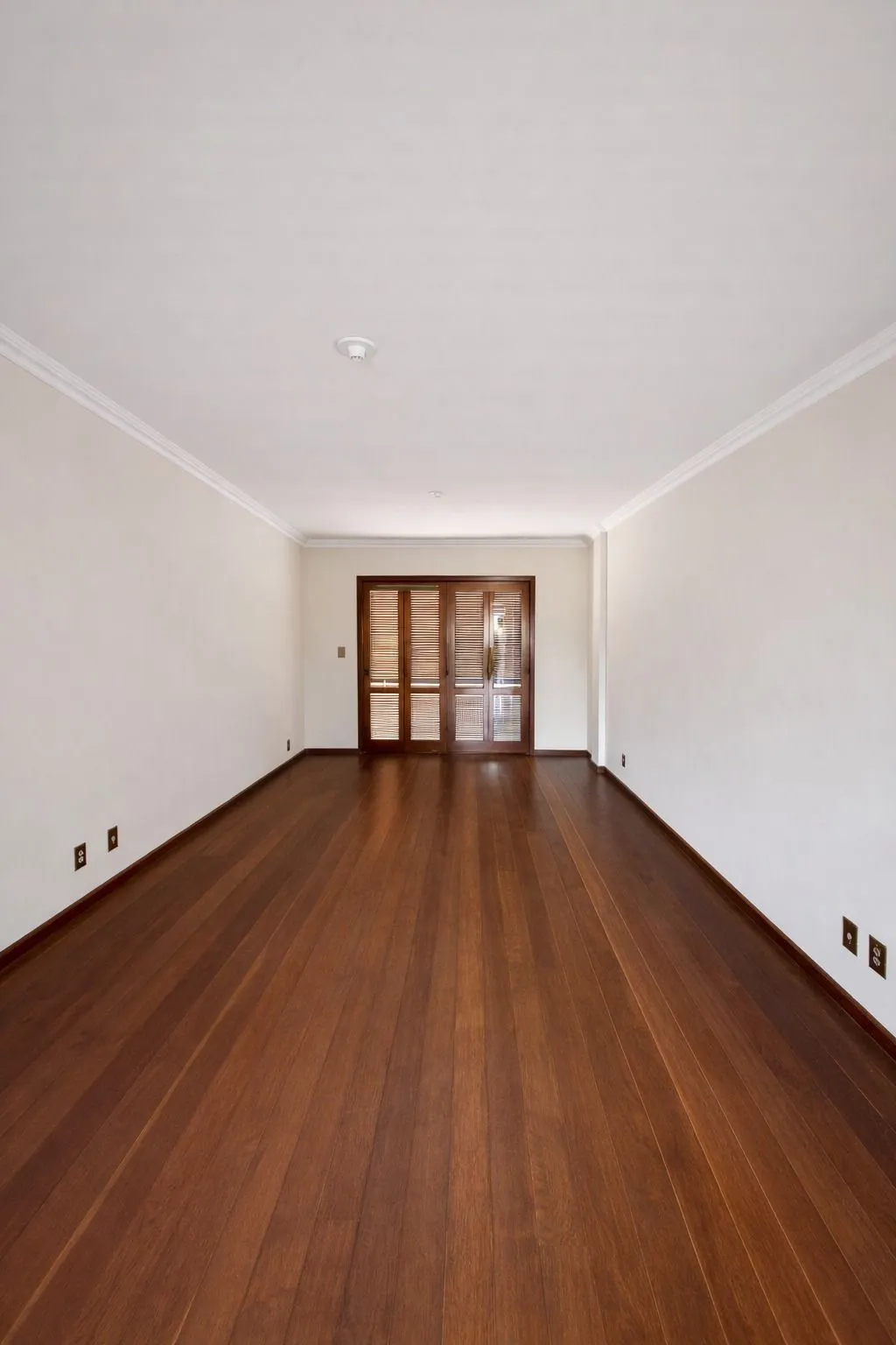 Imagem Predio Residencial e Comercial à Venda em Sant´Ana do Livramento.