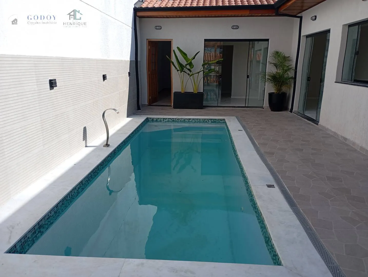 Imagem OPORTUNIDADE QUE VOCÊ ESTAVA ESPERANDO! CASA COM PISCINA + ÁREA GOURMET