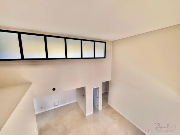 Imagem Condomínio frente mar, pé na areia e com saída para Jet Sky. Apresentamos este incrível apartame...