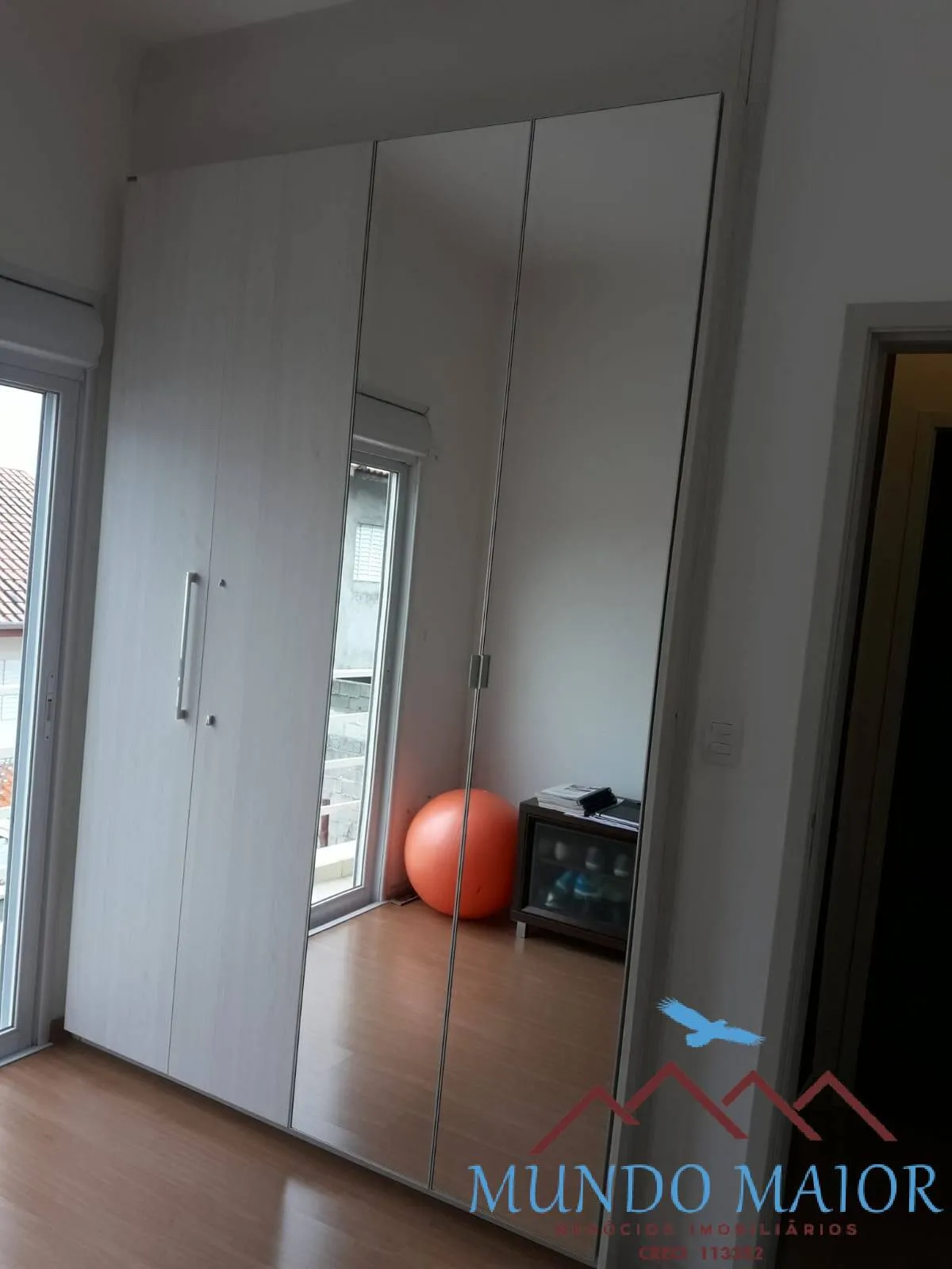 Imagem Sobrado com 3 Quartos e 3 banheiros à Venda, 187 m² - Mogi das Cruzes !!!!!