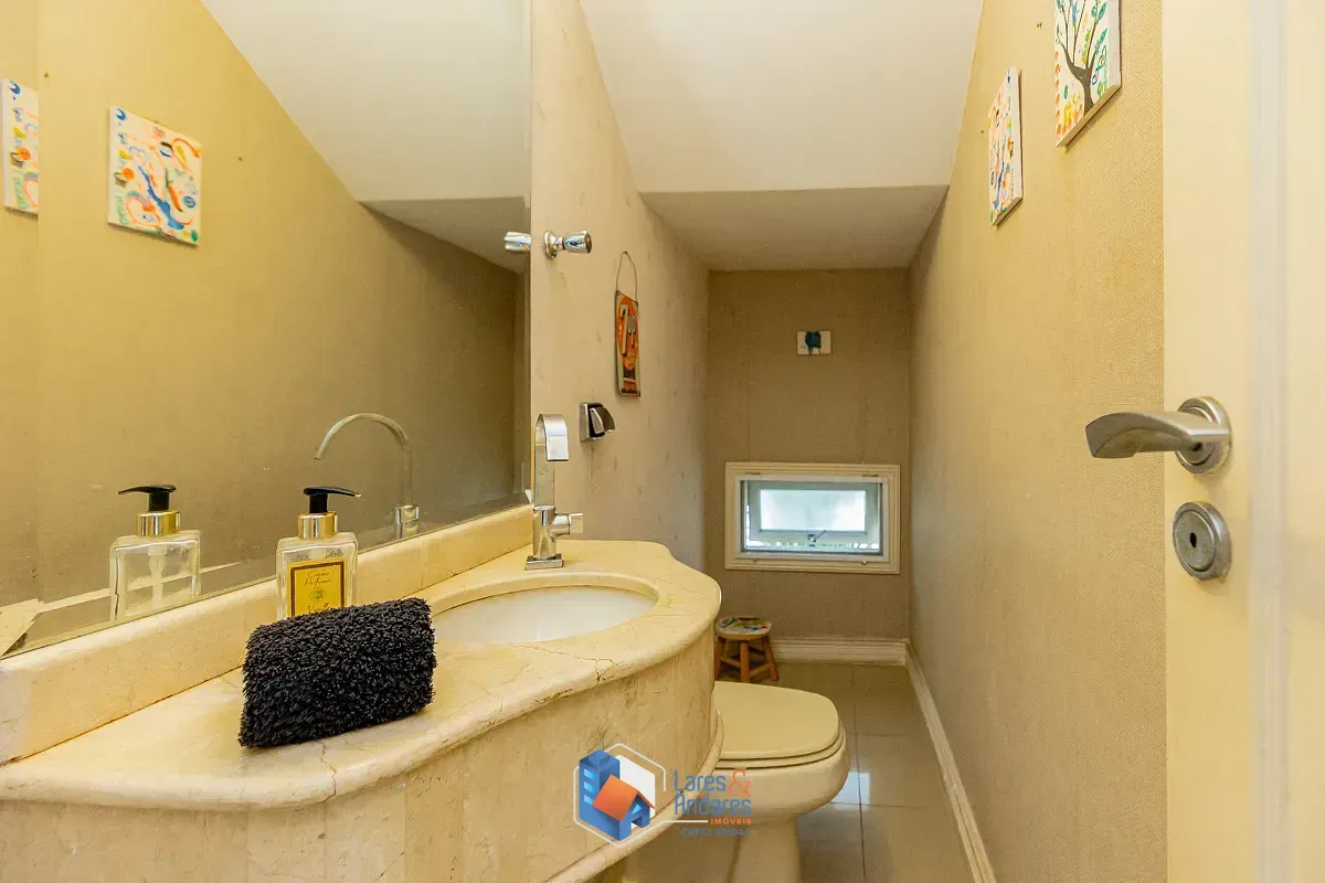 Imagem Casa no condomínio CONDOMINIO SAINT GERMAIN para venda com 4 quartos, sendo 4 suítes, 247m²