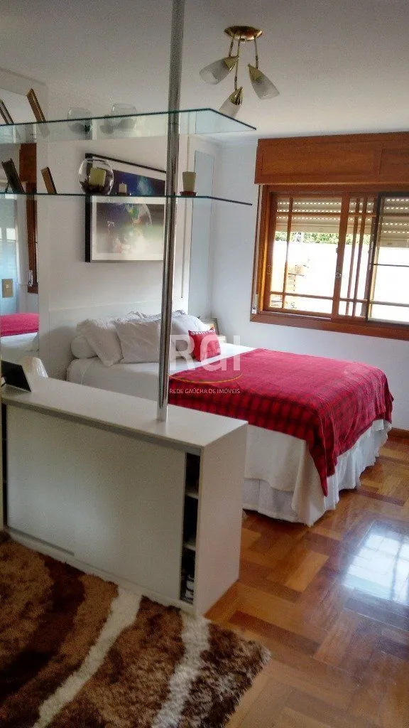 Imagem Apartamento para Venda - 238.12m², 3 dormitórios, sendo 1 suites, 3 vagas - Menino Deus