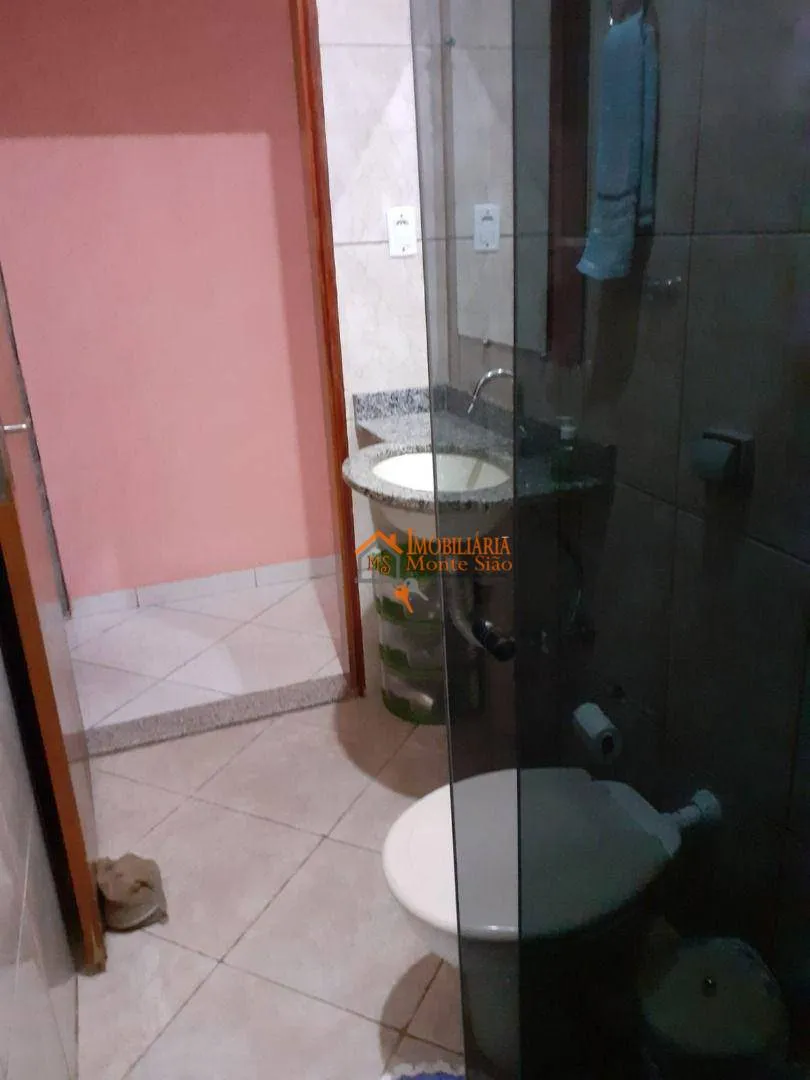 Imagem Sobrado com 3 dormitórios à venda, 125 m² por R$ 405.000,00 - Jardim Presidente Dutra - Guarulhos/SP