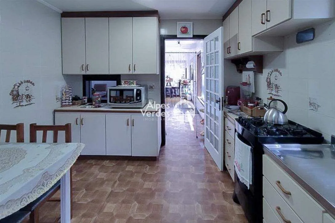 Imagem Vende - se Casa na Vila Suzana, com 03 dormitórios