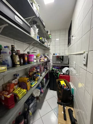 Imagem Apto 2 quartos, 2 banheiros, fechamento de varanda, armários cozinha,1 vaga