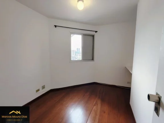 Imagem Apartamento Pinheiros, 2 dormitórios( 1 suíte) e 2 vagas, perto Metrô Fradique e com excelente valor de Condomínio. Edifício com Portaria 24 hs, Gerador e Lazer
