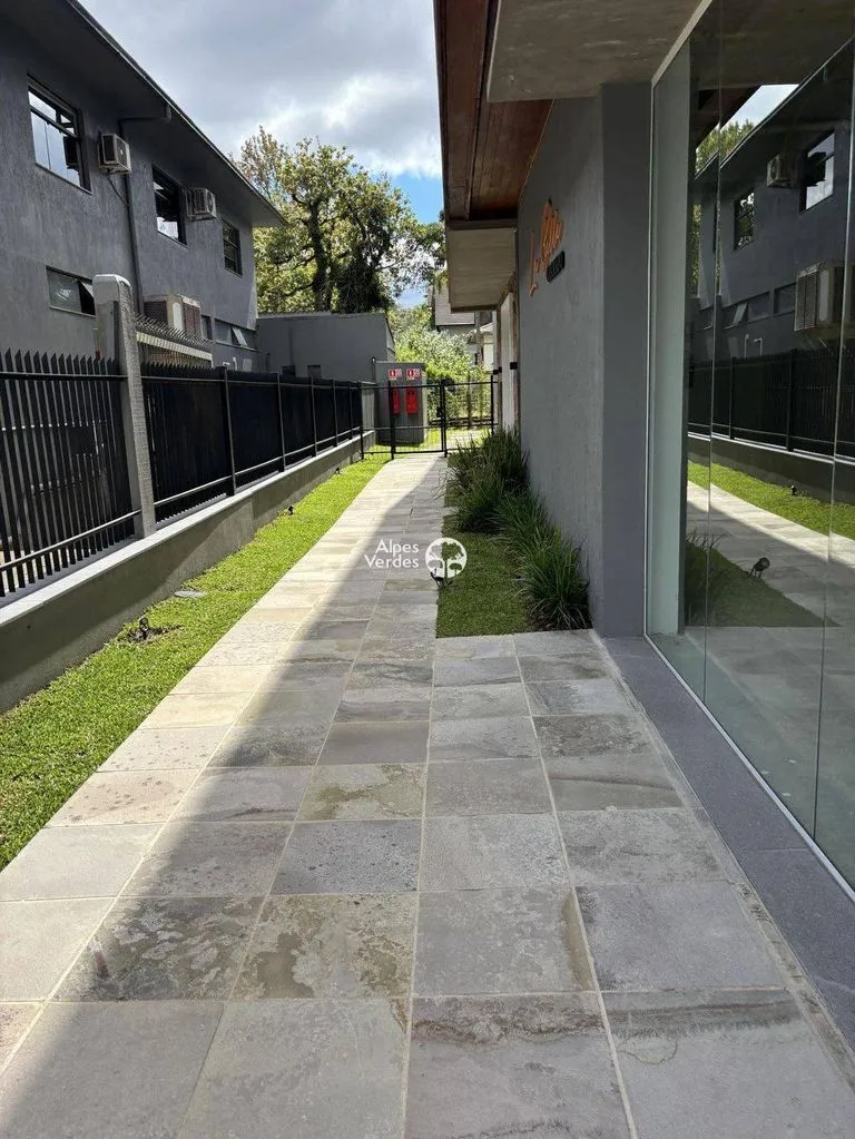 Imagem Vende-se Apartamento no centro de Gramado, com 3 quartos
