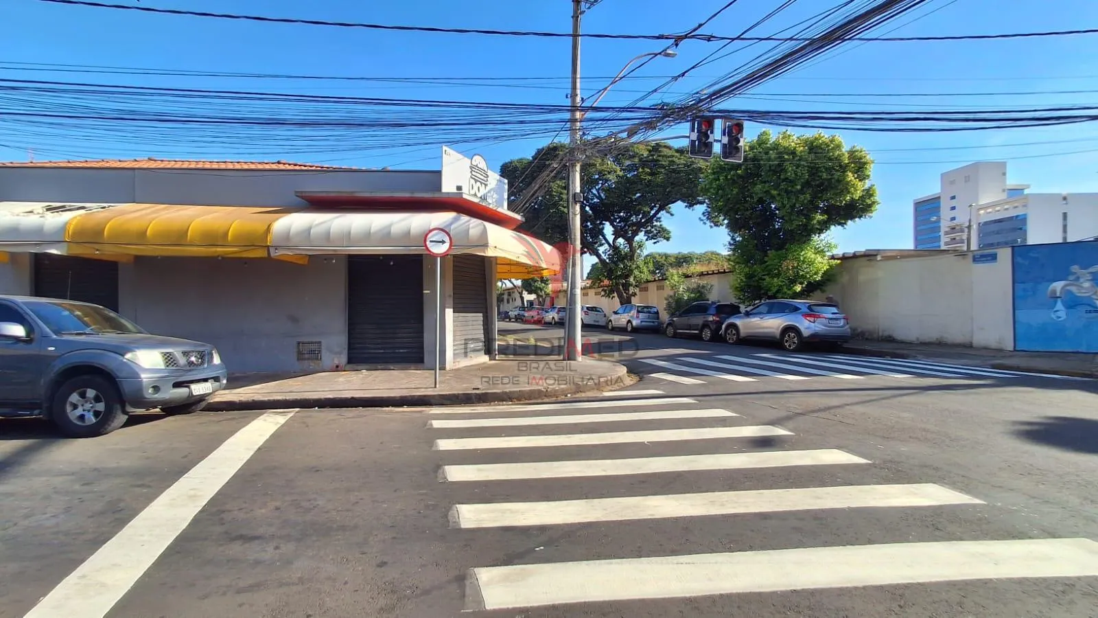 Imagem Excelente Esquina Comercial Rua XV de Novembro com Travessa da Saudade