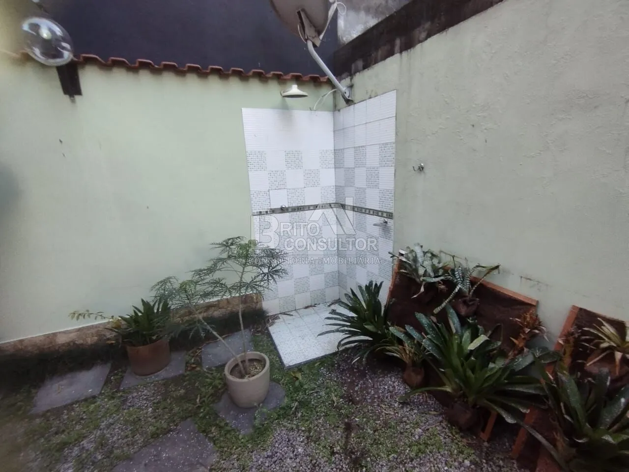 Imagem Casa Duplex com 3 Quartos à Venda no Mutondo 200 m² | 3 Suites | Energia Solar | Vaga - São Gonçalo/RJ.