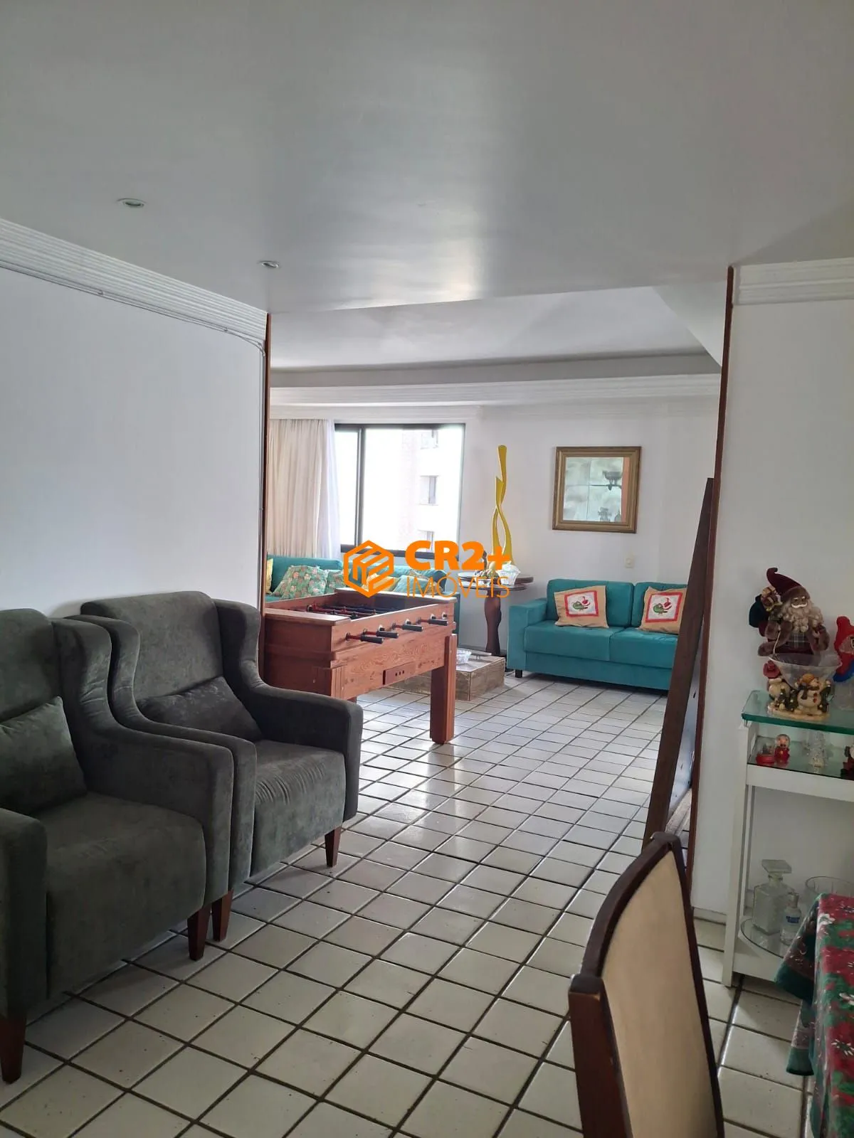 Imagem Vendo apartamento no Parnamirim, com 191 m² e com 3 suítes. Ótima localização. O