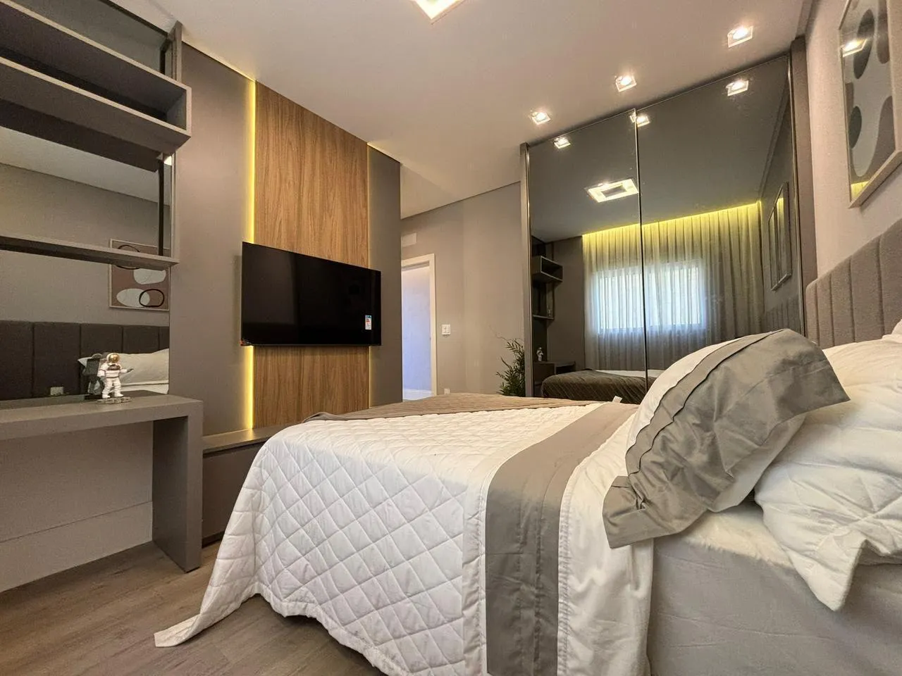 Imagem Apartamento com vista para o mar à venda com 140m2 por R$ 6.800.000,00