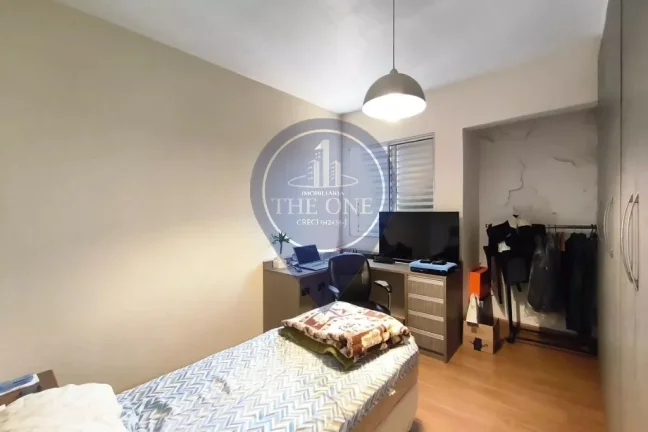 Imagem Imperdível! Casa à venda na Vila Monumento, São Paulo-SP, 3 quartos, 1 suíte, 2 salas, 4 banheiros, 2 vagas, 200m². Confira!