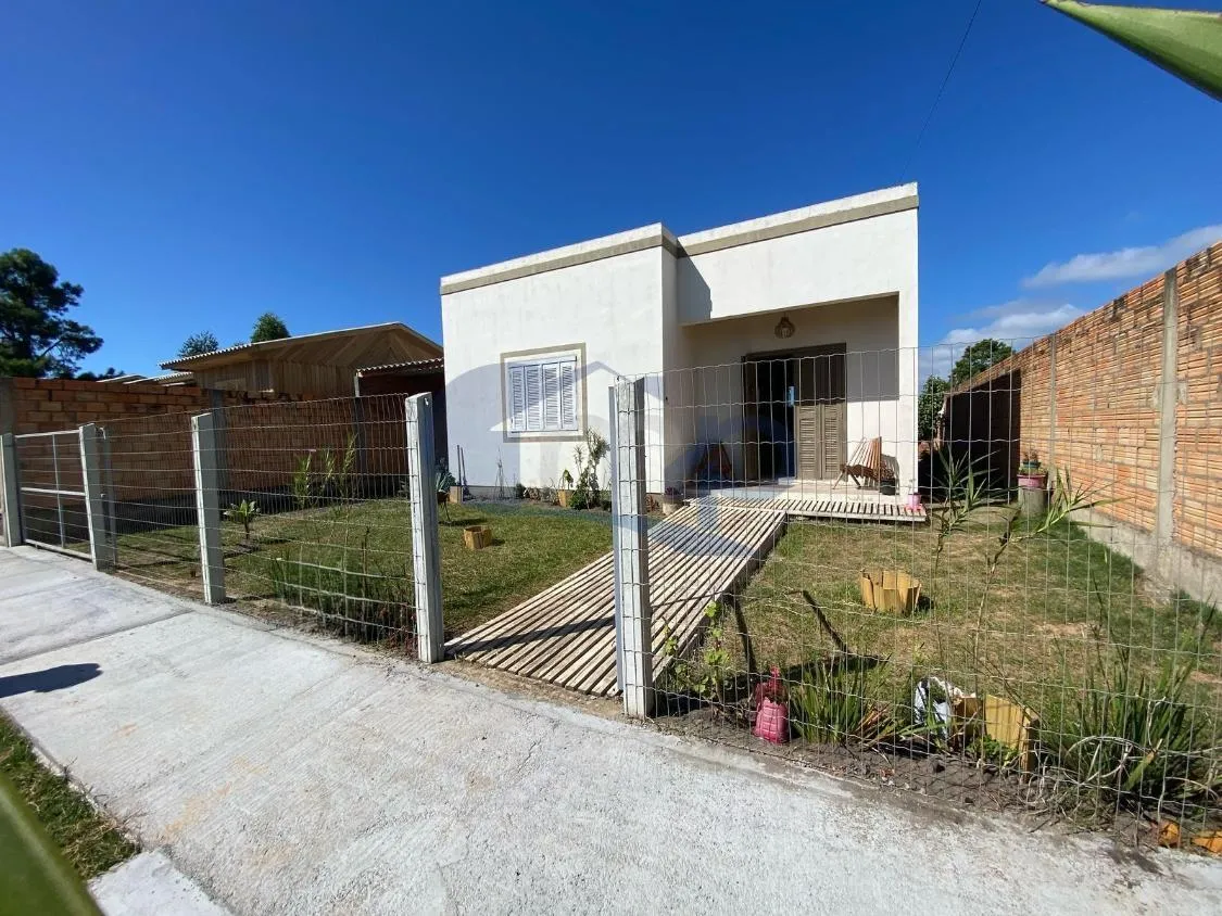 Imagem Casa á venda com 3 dormitórios na Itapeva em Torres/RS