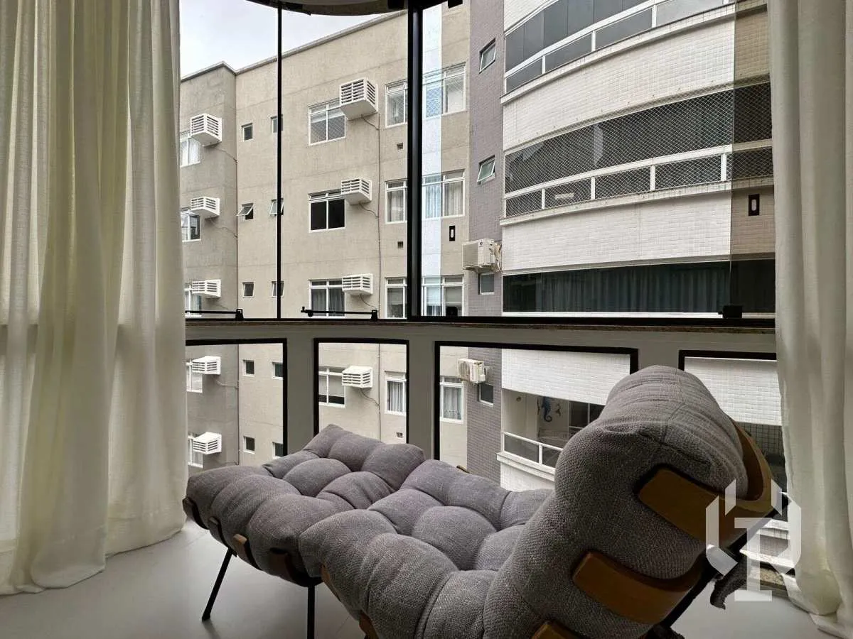 Imagem Apartamento Frente Mar Mobiliado Pronto para Morar no Centro de Itapema