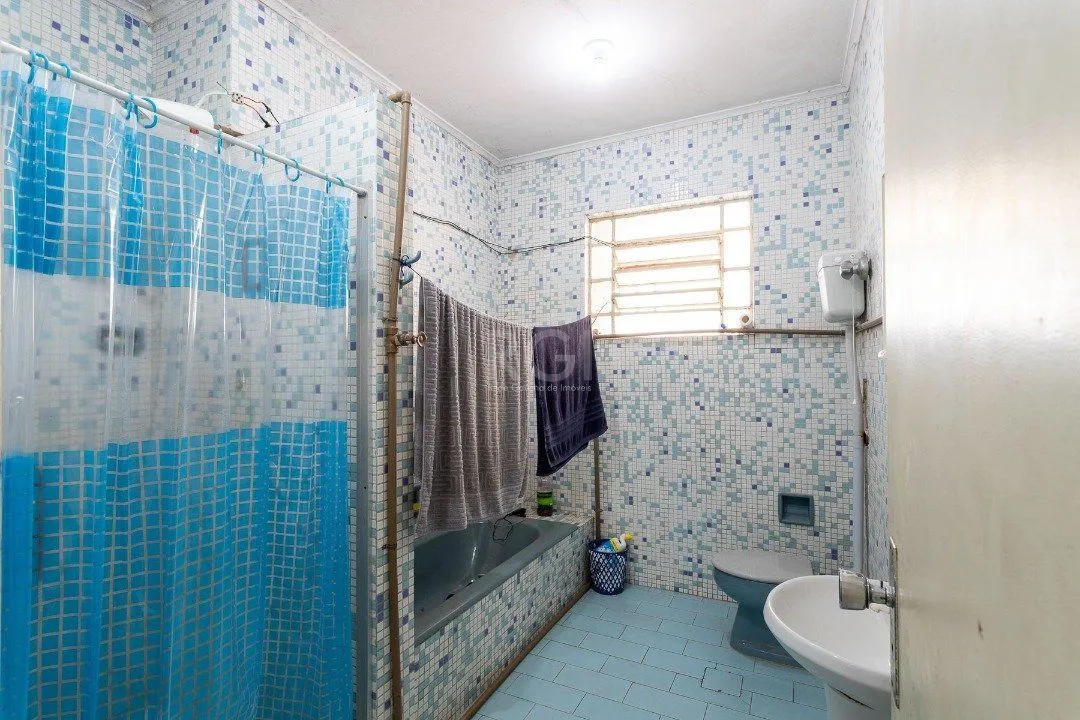 Imagem Casa para Venda - 522.36m², 4 dormitórios, 3 vagas - Menino Deus