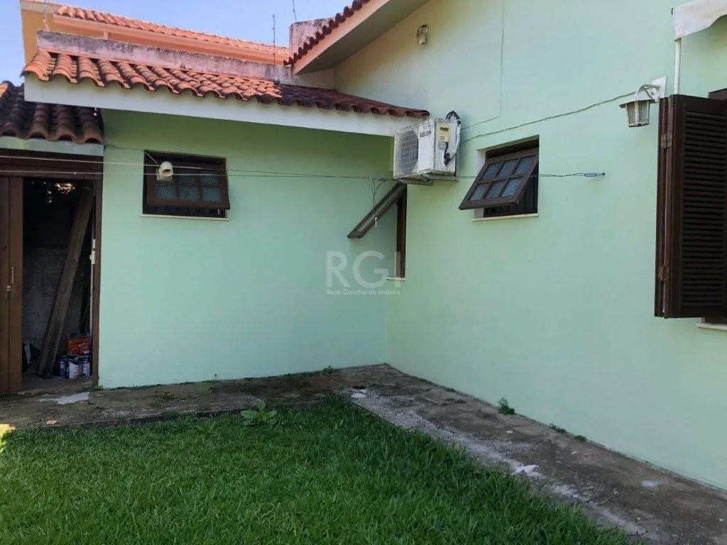 Imagem Casa para Venda - 180.19m², 3 dormitórios, sendo 1 suites, 2 vagas - Camobi