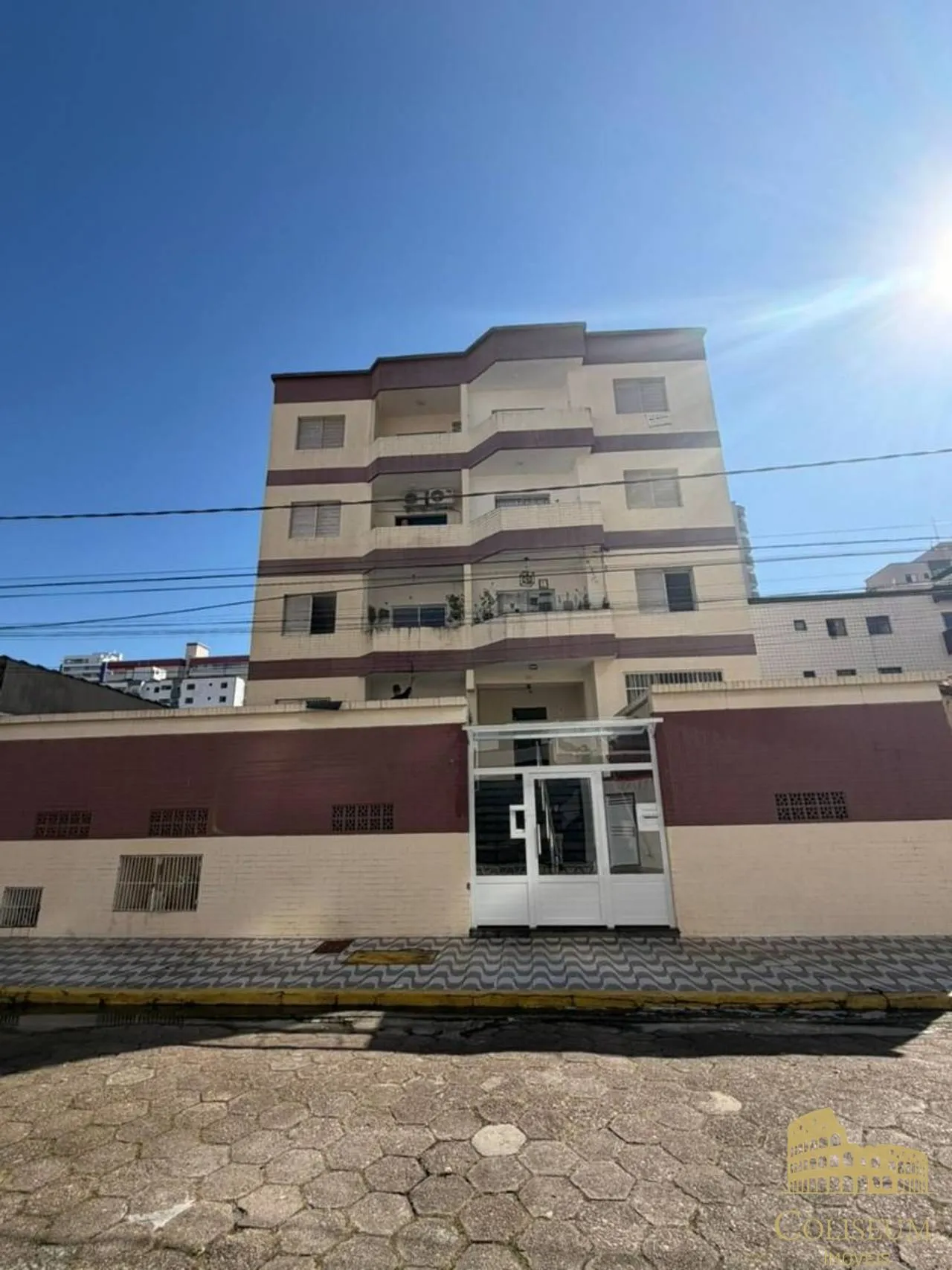 Foto do imóvel Apartamento com 1 dormitório à venda, 50 m² por R$ 295.000 - Aviação - Praia Grande/SP
