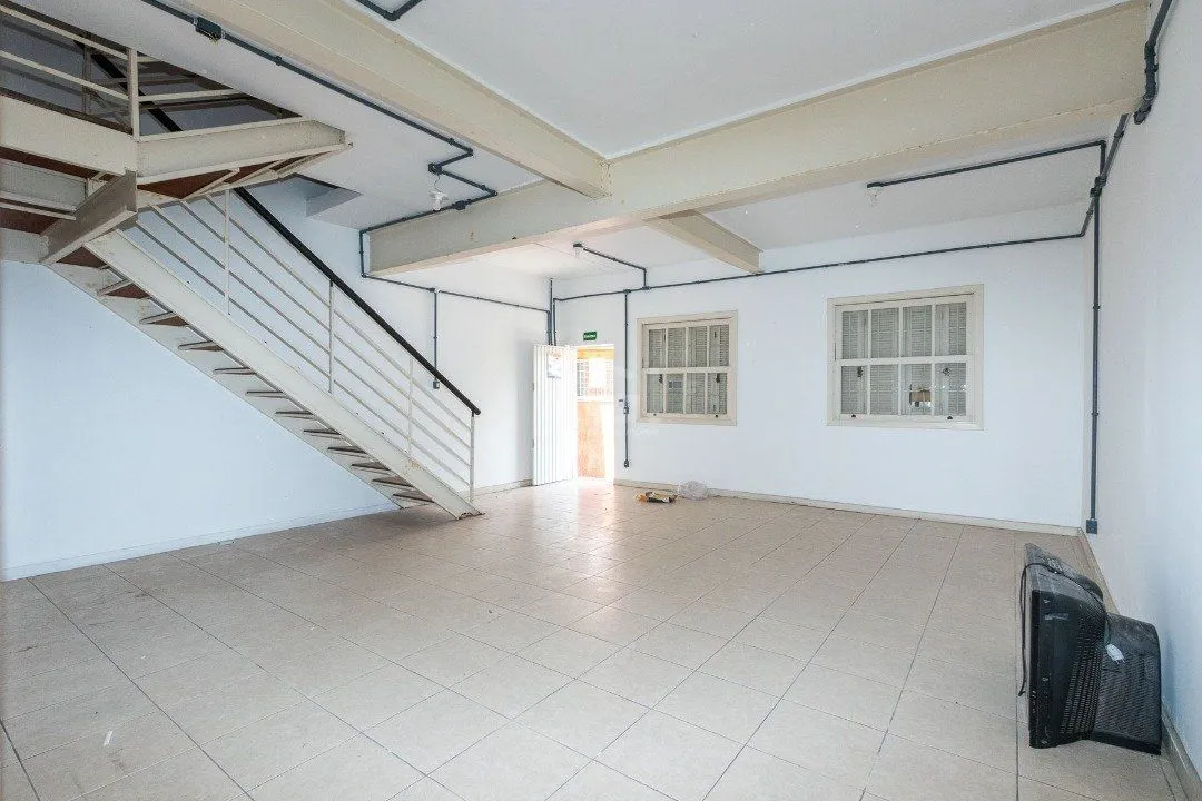 Imagem Casa para Venda - 232m², 3 dormitórios, 2 vagas - Navegantes