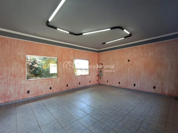 Imagem Casa à venda na Chácara Primavera, em Campinas, com excelente potencial para uso residencial ou co...