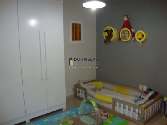 Imagem SOBRADO COM 4 QUARTOS RIACHO FUNDO 1 ESTUDA TROCA POR IMÓVEL NO GUARÁ