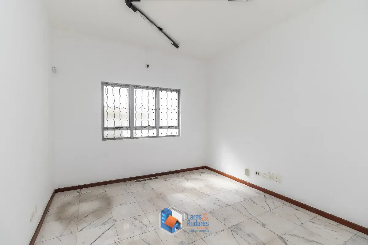 Imagem Casa comercial para venda e locação em Indianópolis, 315m²
