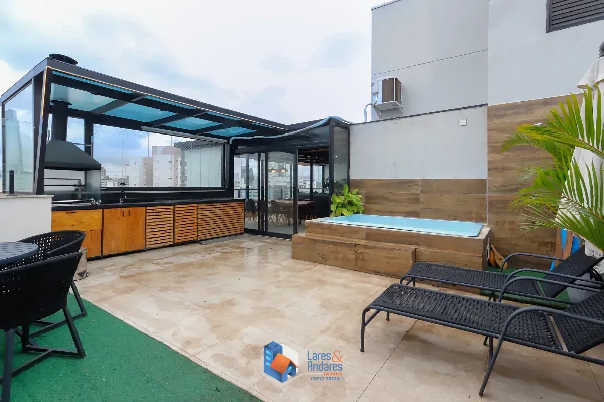 Imagem Cobertura para venda em Sumaré com 3 quartos, sendo 1 suíte, 241m²