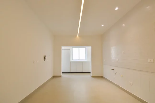Imagem Apartamento à venda em São Paulo, Cerqueira C?(C)sar, com 3 quartos, 187m2