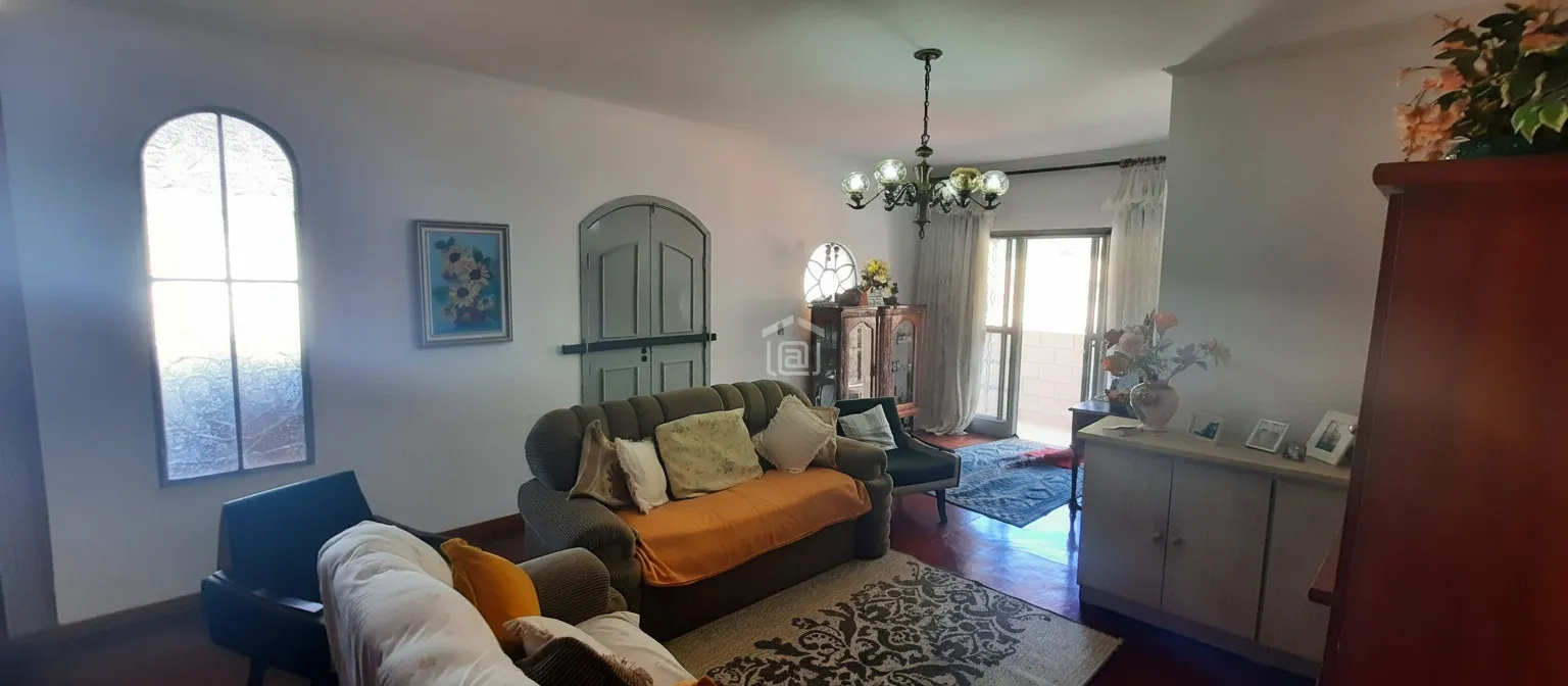 Imagem Chácara 422 m² à venda em Laranjeiras, Caldas