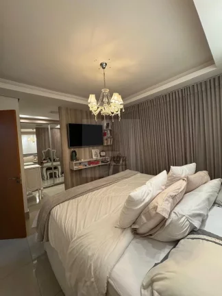 Imagem Casa em Condomínio de Luxo em Cuiabá-MT - 3 Quartos, 1 Suíte, 3 Salas, 2 Banheiros, 2 Vagas de Garagem - 158m². Venha Conferir!