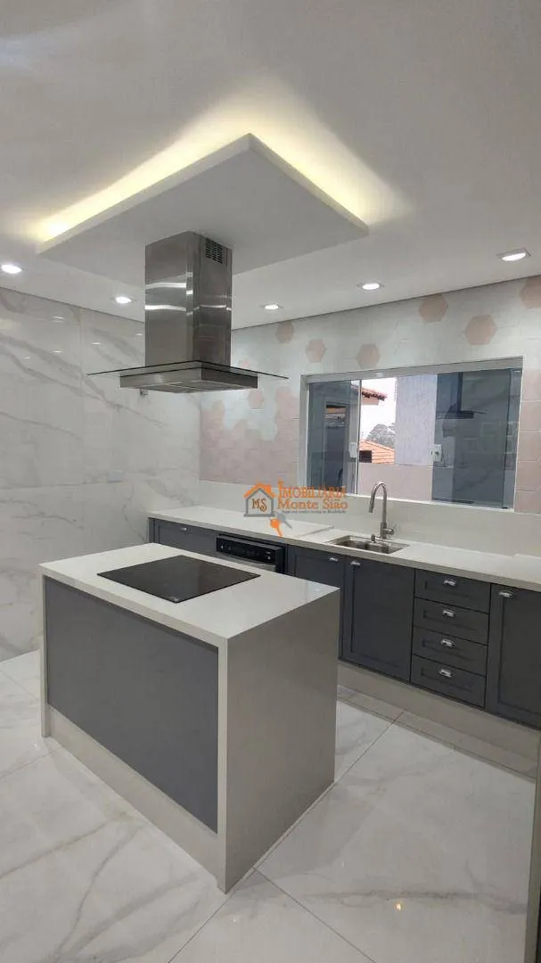 Imagem Sobrado com 3 dormitórios à venda, 200 m² por R$ 800.000,00 - Vila Maranduba - Guarulhos/SP