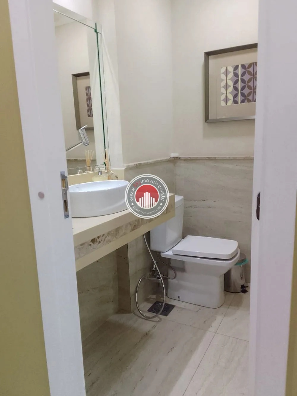Imagem Sala Comercial a Venda no bairro Centro - Nova Iguaçu, RJ