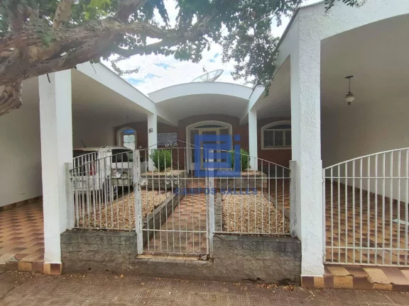 Foto do imóvel Casa com 3 dormitórios para alugar por R$ 8.000,00/mês - Centro - Socorro/SP