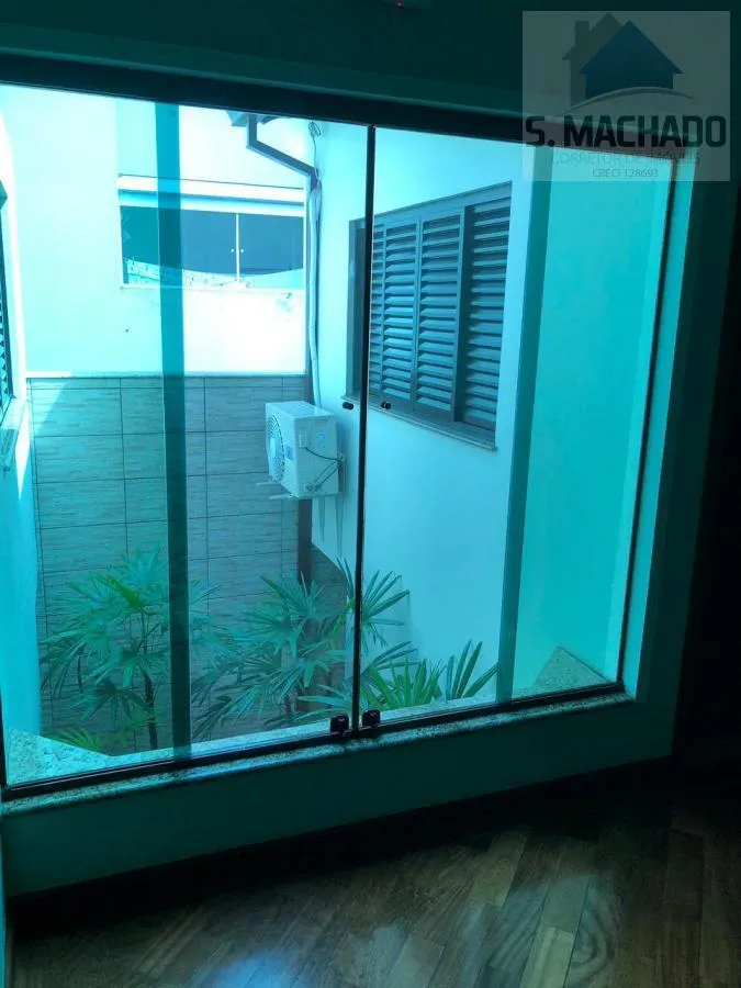 Imagem Sobrado para Venda em Santo André / SP no bairro Vila Curuça