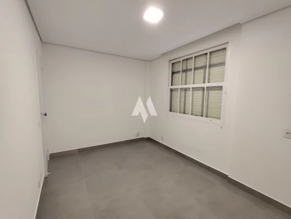 Imagem Apartamento à venda com 2 dormitórios e Dependência completa no Campo Grande de Santos/SP
