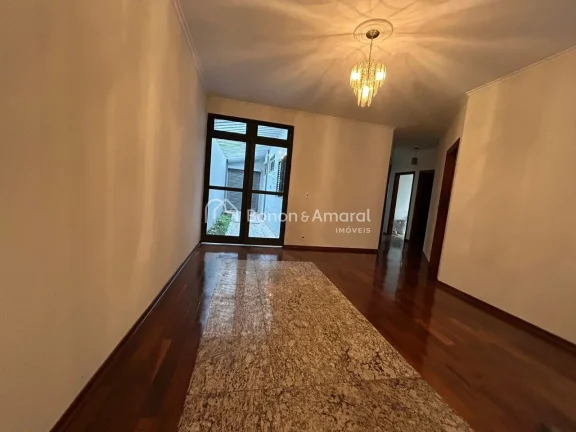Imagem Casa à venda no Jardim Chapadão - Conforto, espaço e localização privilegiada!

Apresentamos es...