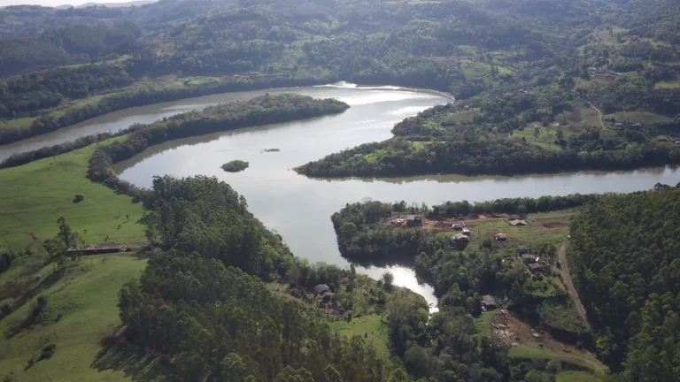 Imagem Terreno para Venda em Arabuta, Interior