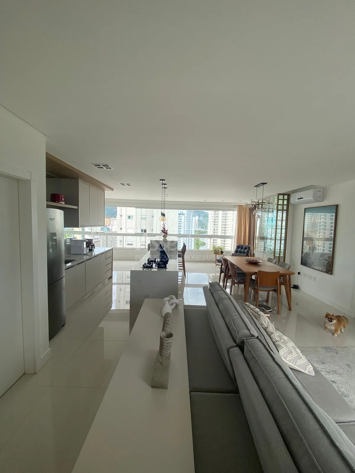 Foto do imóvel Excelente apartamento de alto padrão a venda no centro de Balneário Camboriú/SC