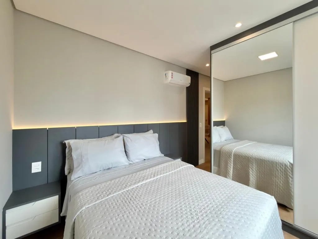 Imagem Apartamento 2 Dormitórios - Bairro Navegantes