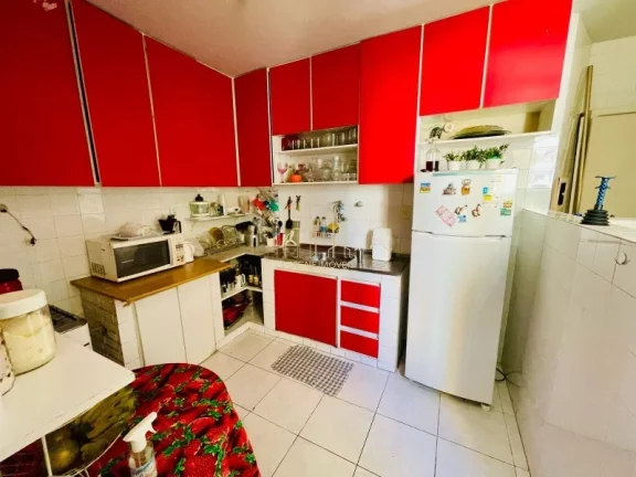 Imagem Apartamento amplo e bem localizado com três quartos a venda na pituba