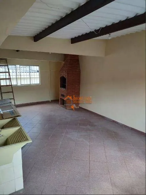 Imagem Sobrado com 9 dormitórios à venda, 220 m² por R$ 1.325.000,00 - Cidade Soinco - Guarulhos/SP