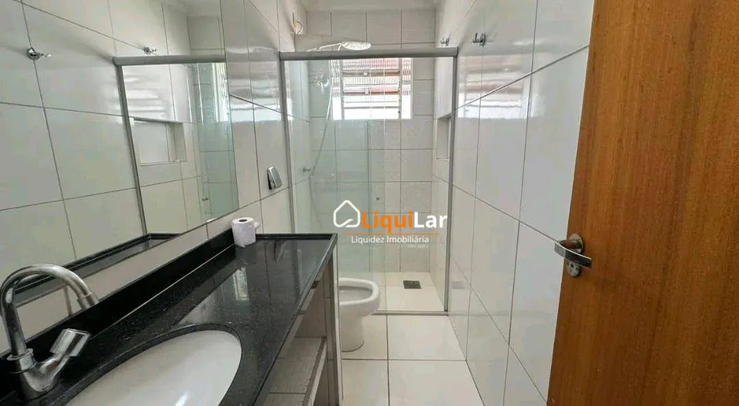 Imagem Apartamento de 3 Quartos no Bairro Monte Castelo
