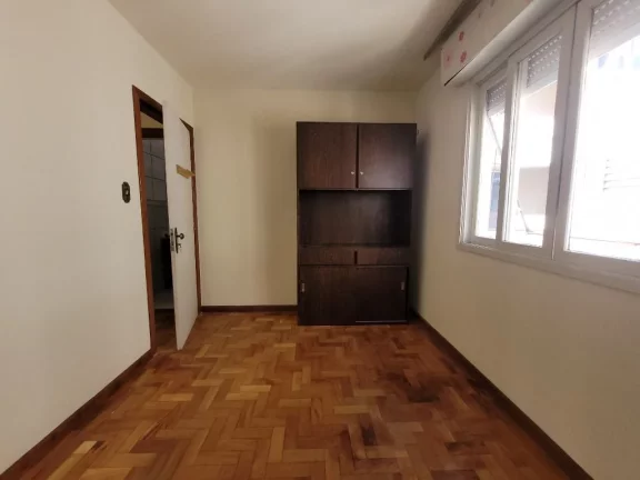 Imagem Apartamento à venda, 63 m² por R$ 220.000,00 - Rio Branco - Porto Alegre/RS