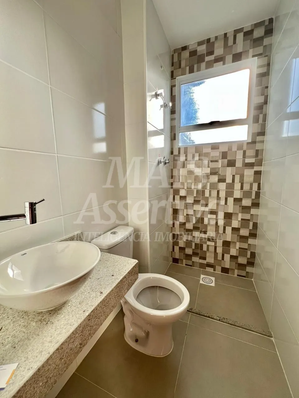 Imagem Apartamento para locação no 5º andar com sacada e churrasqueira, Porto Rotterdam