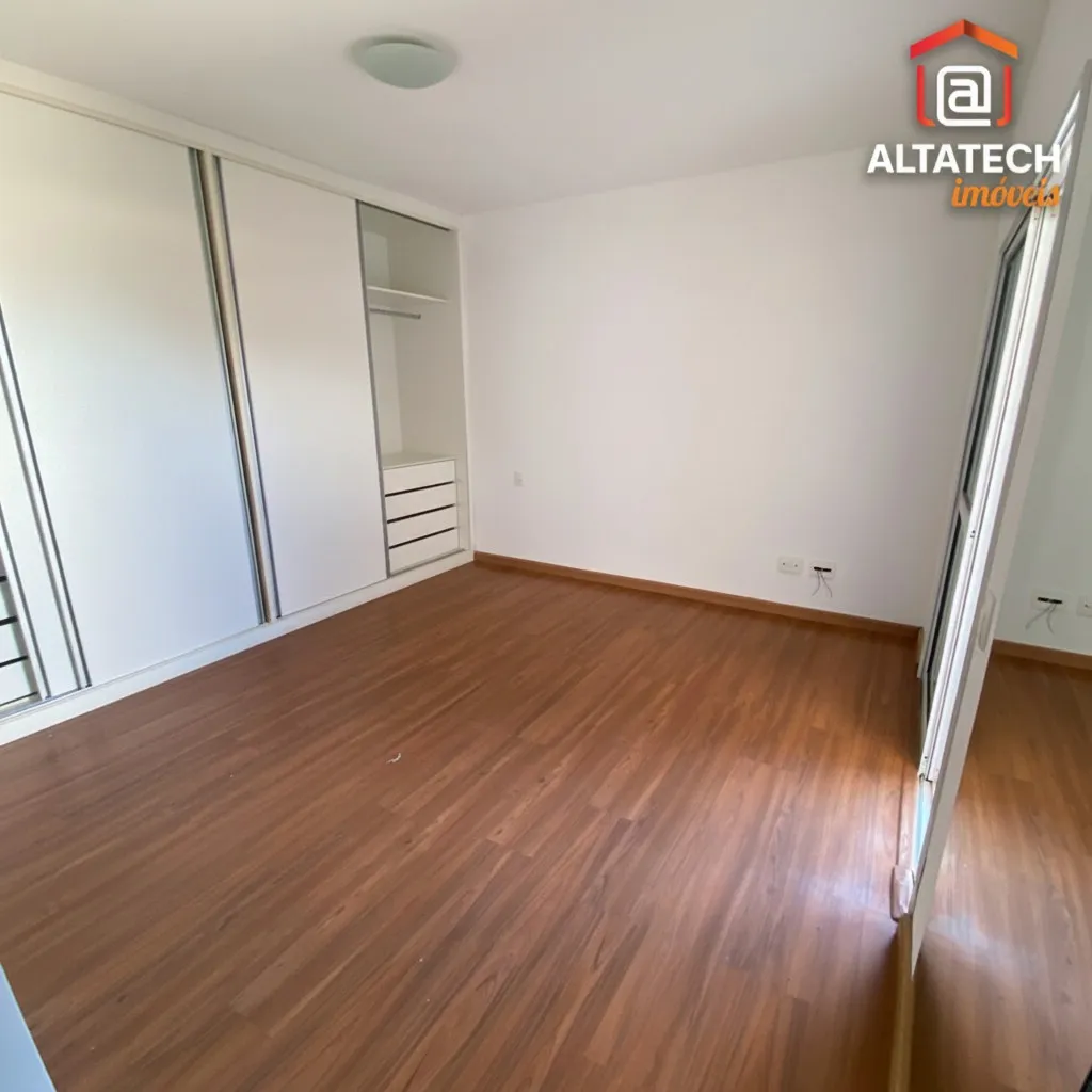 Imagem Casa 3 quartos à venda em Parque Primavera, Poços de Caldas
