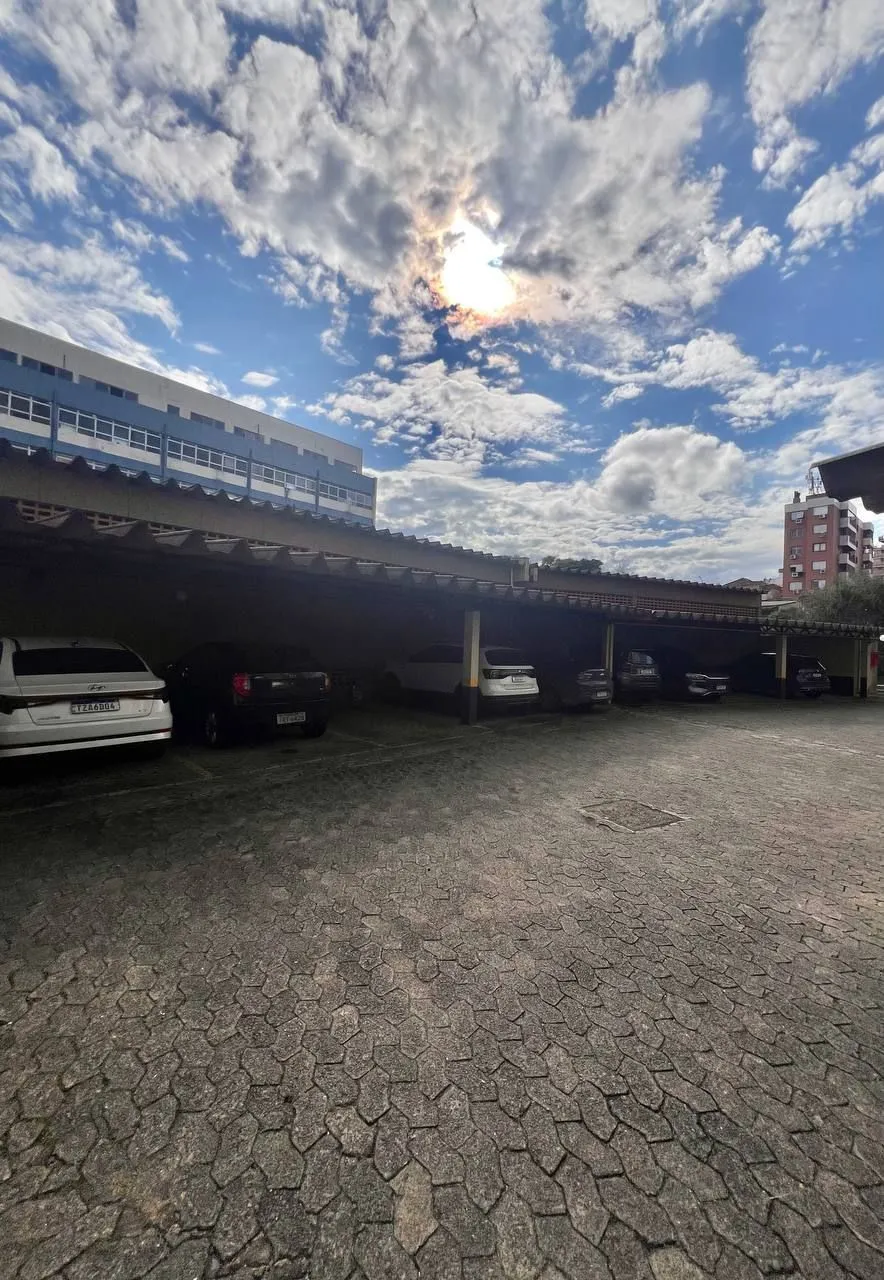 Imagem Apartamento 3 Dormitórios com Suíte e Sacada Integrada à Venda Ciddae Baixa.